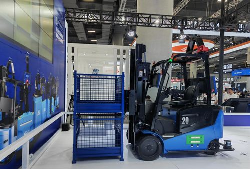 鐳神智能 全球領(lǐng)先的3D SLAM無(wú)人叉車(chē)技術(shù)賦能智慧物流新篇章